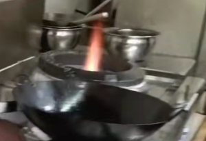 山西沁县某单位厨房安装使用“无极4服务”生植物油燃料和配套灶具